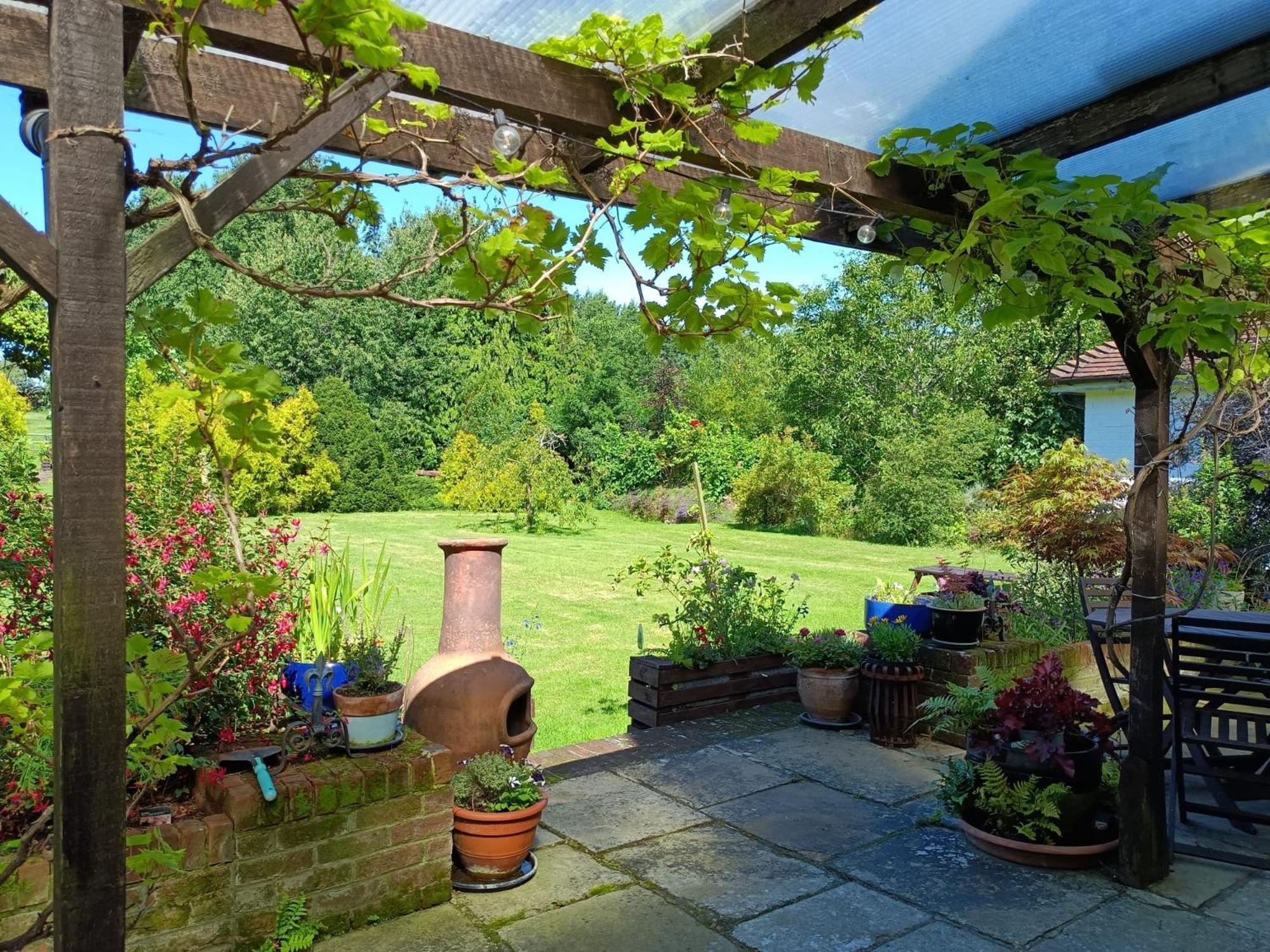 Iffin Farmhouse Canterbury Exterior photo