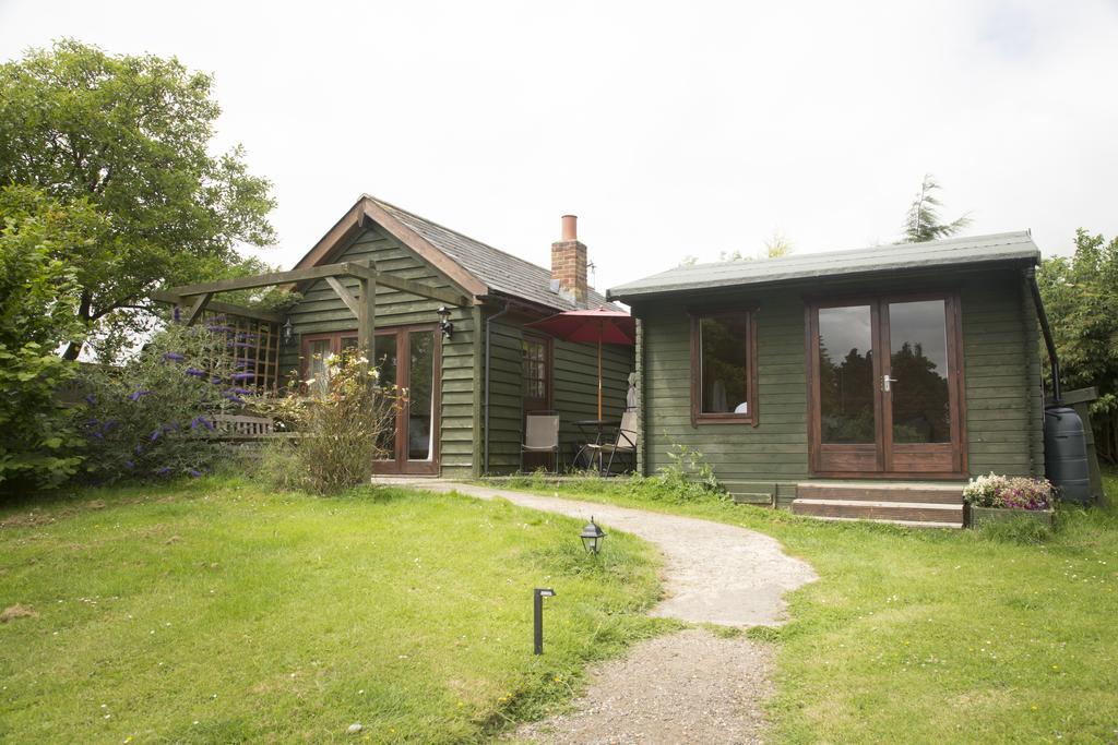 Iffin Farmhouse Canterbury Exterior photo